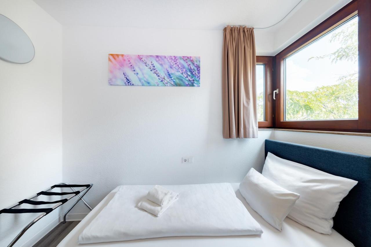 Hotel Garni Am Olgaeck Stuttgart Exterior foto