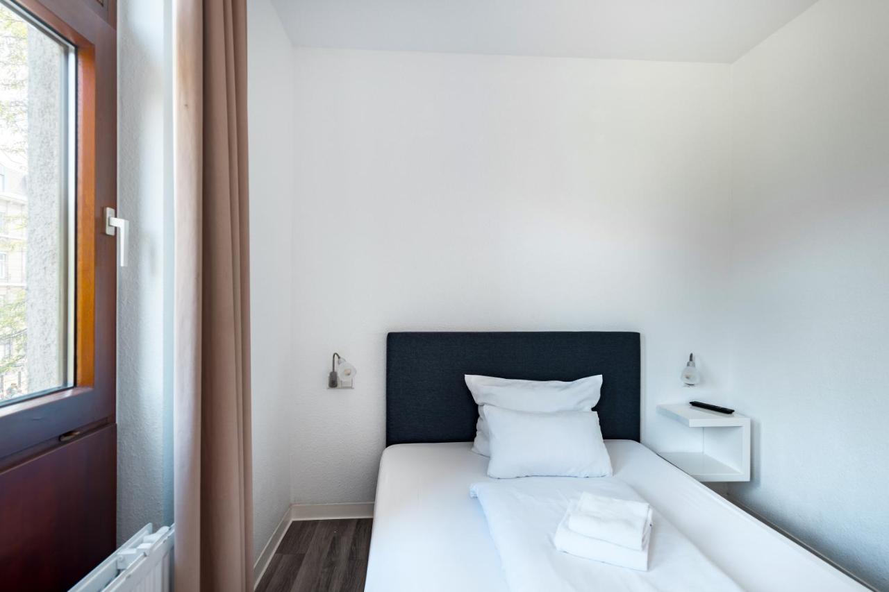 Hotel Garni Am Olgaeck Stuttgart Exterior foto